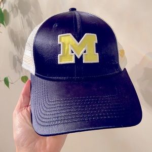 University of Michigan hat unisex